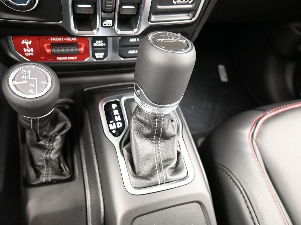 new 2026 Jeep Gladiator car, priced at $60,350