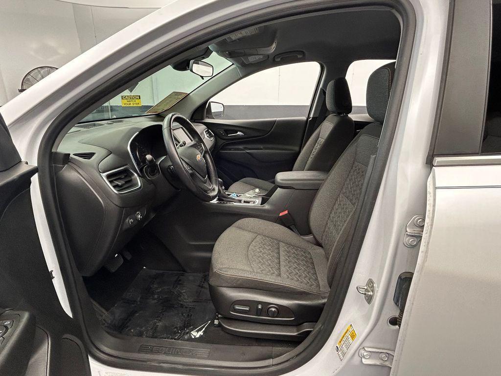 used 2022 Chevrolet Equinox car, priced at $16,489