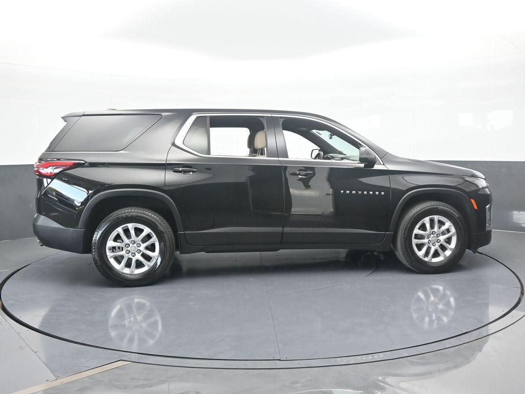 used 2023 Chevrolet Traverse car, priced at $20,997