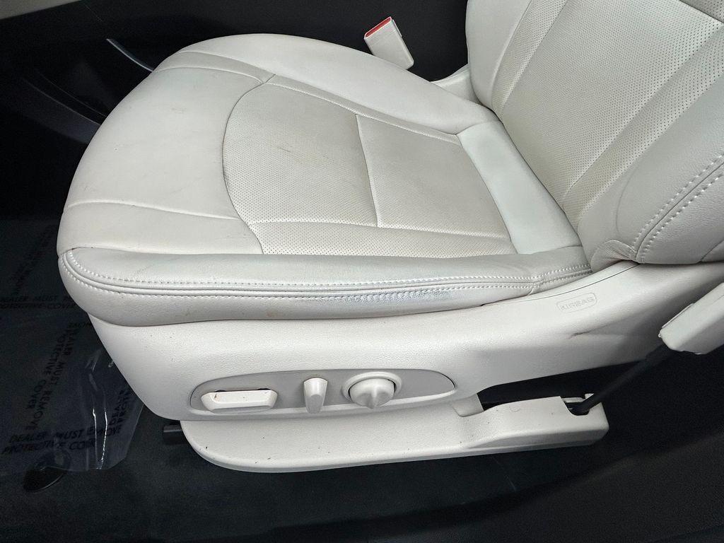 used 2024 Buick Enclave car, priced at $24,998