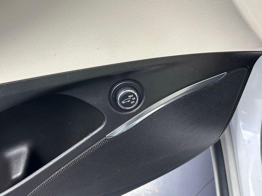 used 2024 Buick Enclave car, priced at $24,998