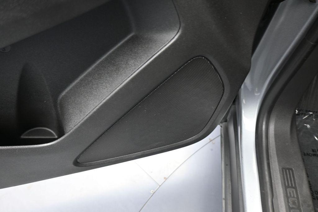 used 2023 Chevrolet Equinox car, priced at $17,489