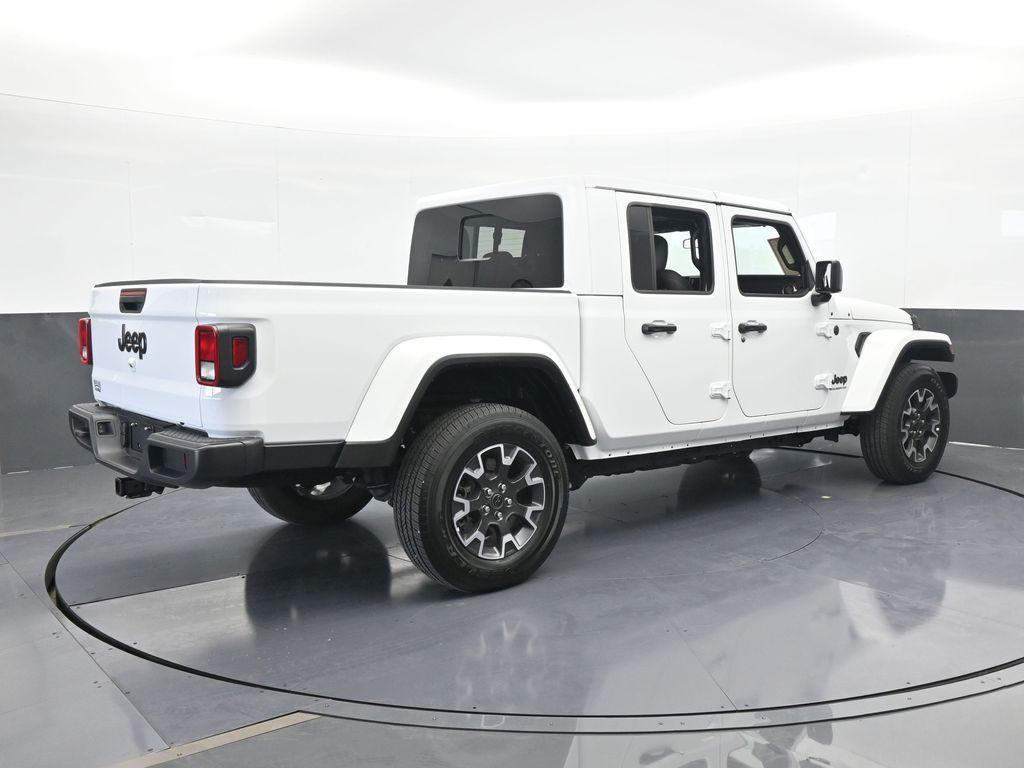 used 2024 Jeep Gladiator car, priced at $35,589