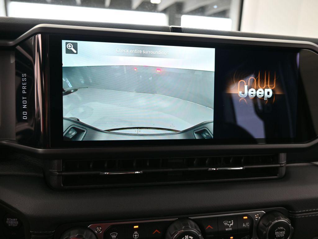 used 2024 Jeep Gladiator car, priced at $35,589