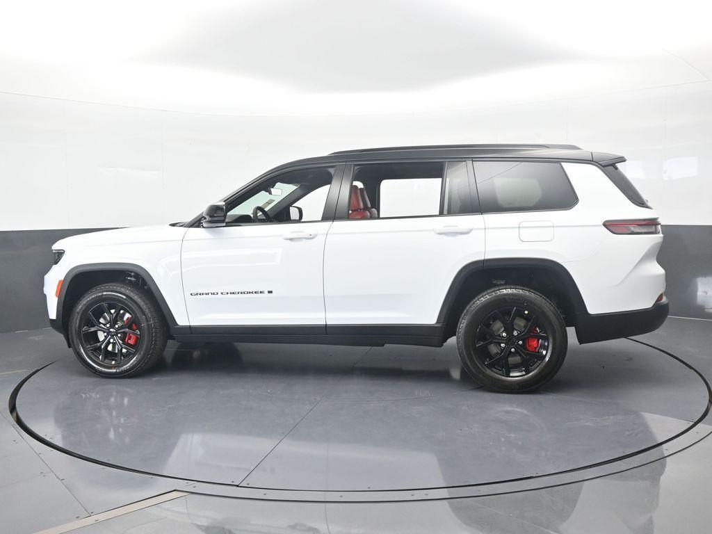 new 2025 Jeep Grand Cherokee L car