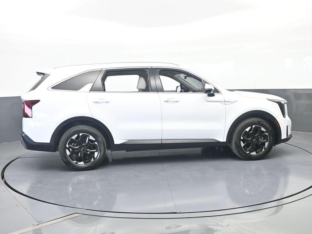 used 2024 Kia Sorento car, priced at $100,000
