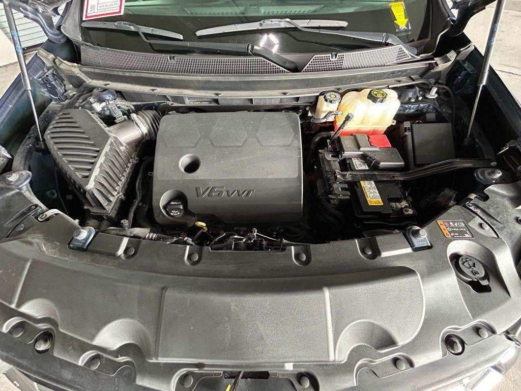 used 2023 Chevrolet Traverse car, priced at $32,300