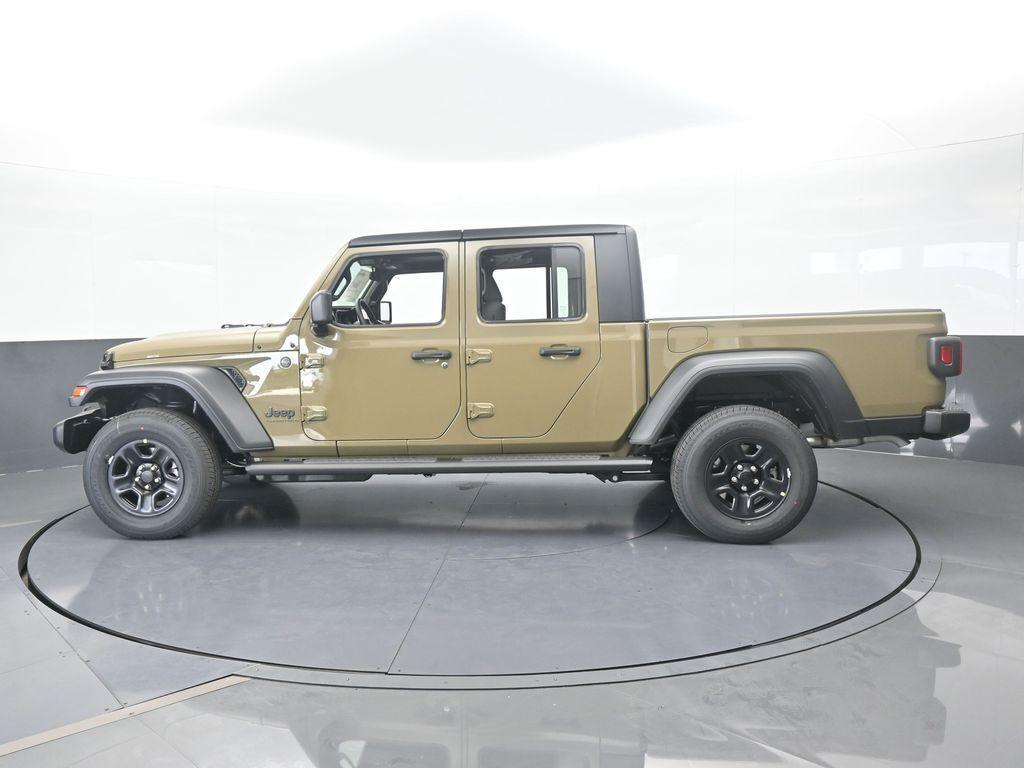 new 2026 Jeep Gladiator car, priced at $44,820
