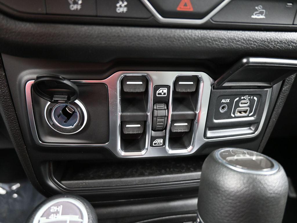 new 2026 Jeep Gladiator car, priced at $44,820