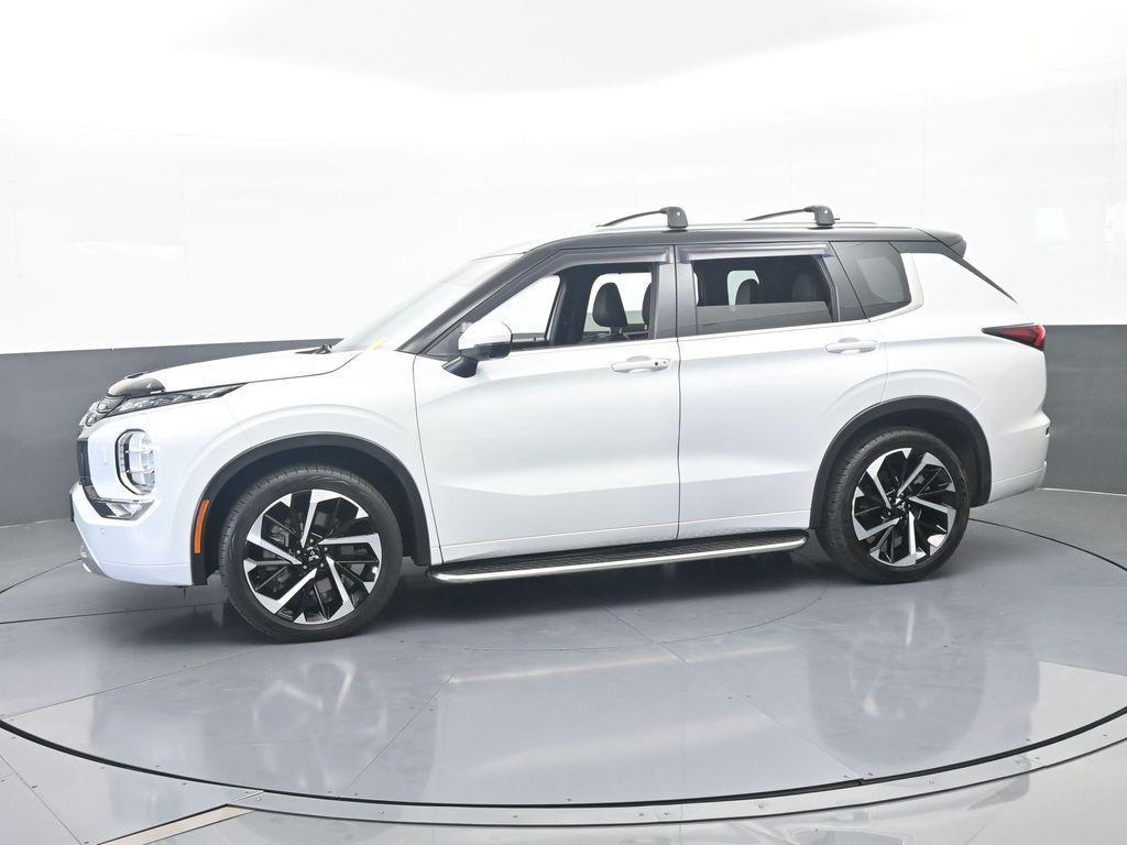 used 2024 Mitsubishi Outlander car, priced at $23,991