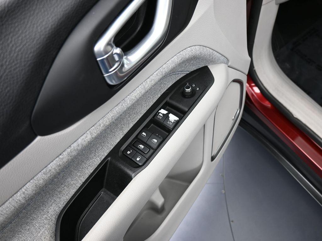 used 2022 Jeep Compass car, priced at $15,991