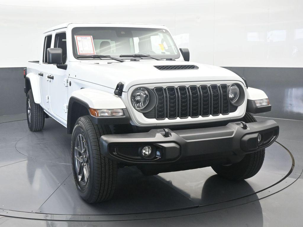 used 2025 Jeep Gladiator car, priced at $37,993