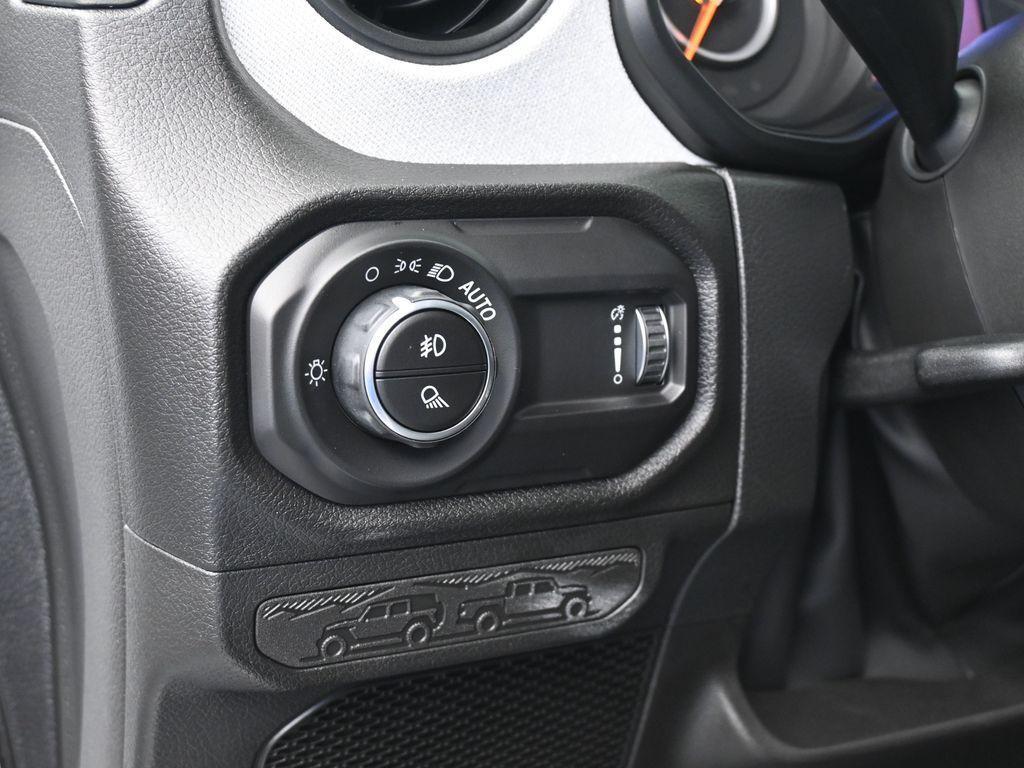 used 2025 Jeep Gladiator car, priced at $37,993