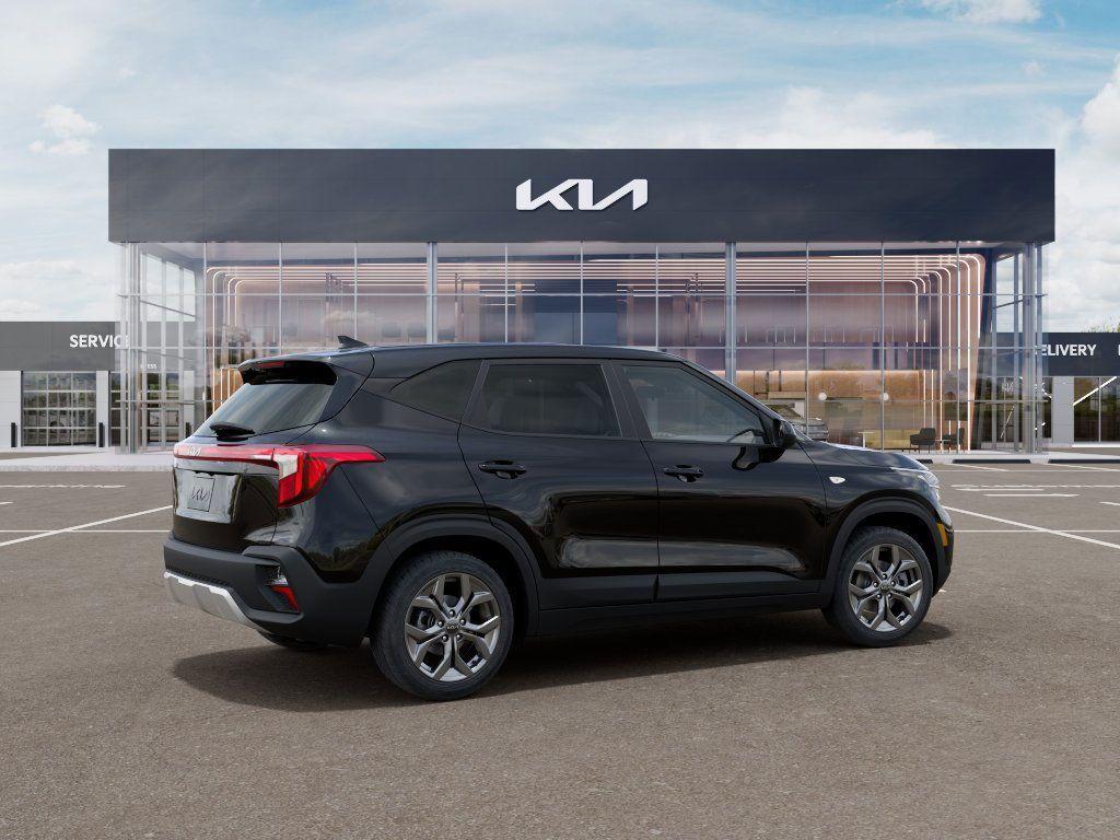 new 2026 Kia Seltos car, priced at $24,095