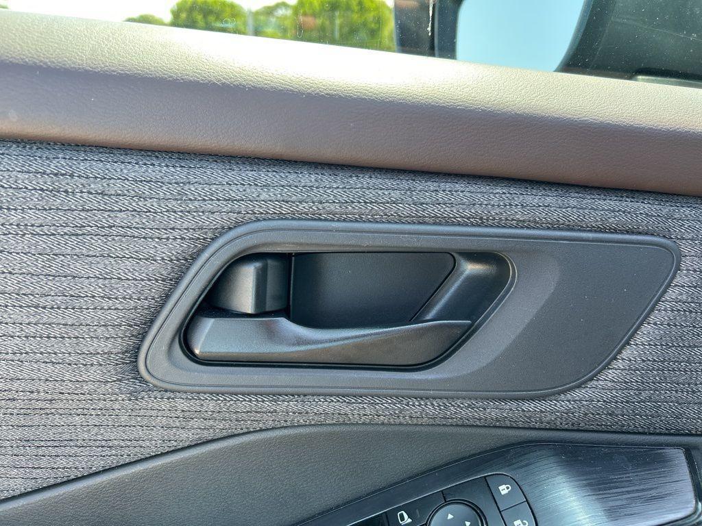 used 2023 Nissan Rogue car, priced at $18,995