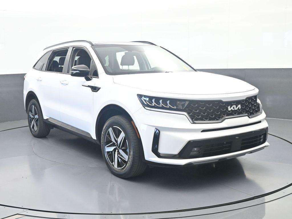 used 2022 Kia Sorento car, priced at $23,991