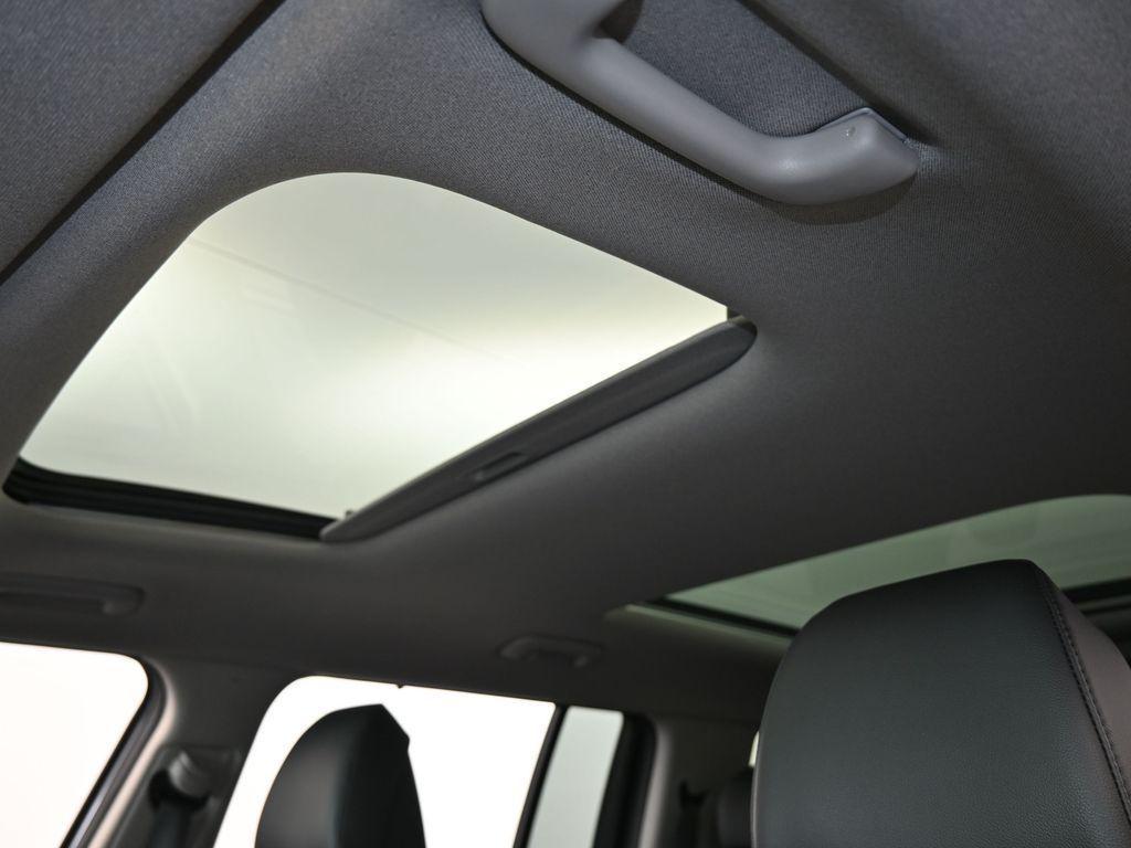 used 2024 Hyundai Santa Fe car, priced at $31,991