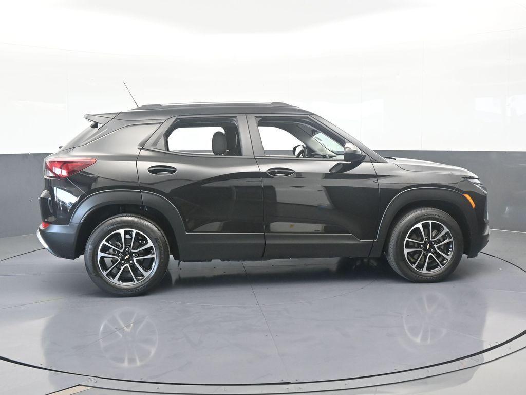 used 2024 Chevrolet TrailBlazer car, priced at $16,997