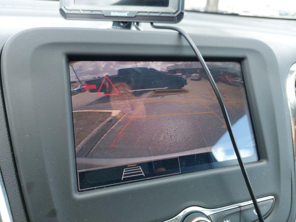 used 2023 Chevrolet Equinox car, priced at $15,657