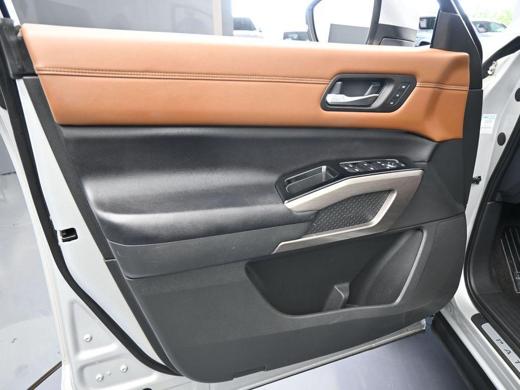 used 2023 Nissan Pathfinder car, priced at $27,979