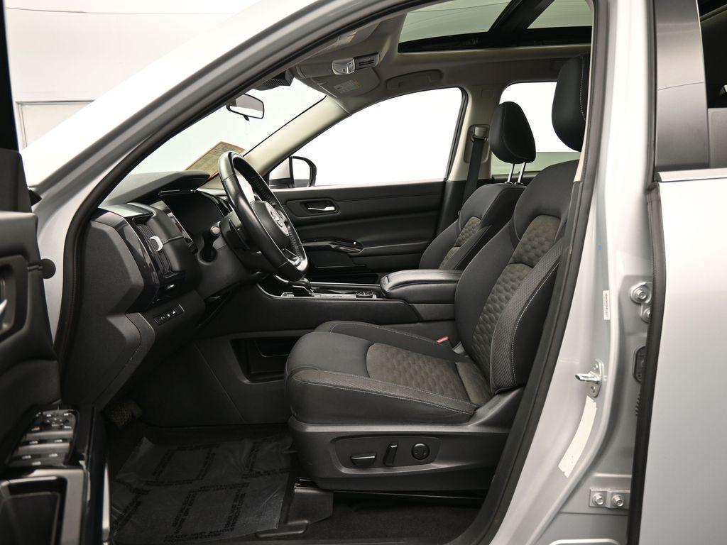 used 2022 Nissan Pathfinder car, priced at $21,866