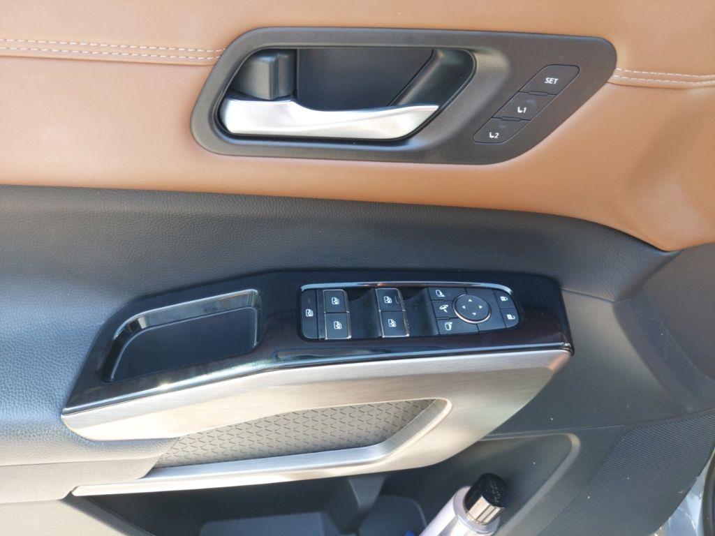 used 2024 Nissan Pathfinder car, priced at $37,521