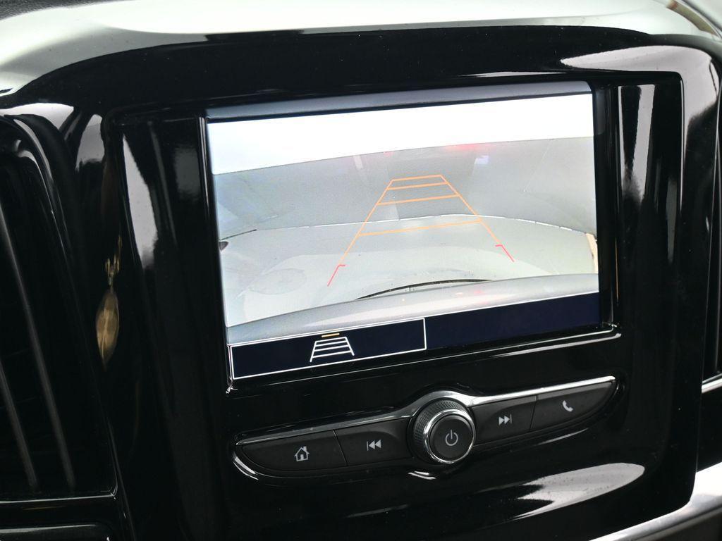 used 2020 Chevrolet Traverse car, priced at $17,494