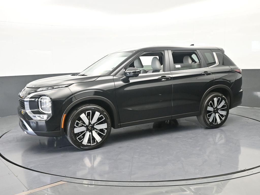 new 2026 Mitsubishi Outlander car, priced at $36,175