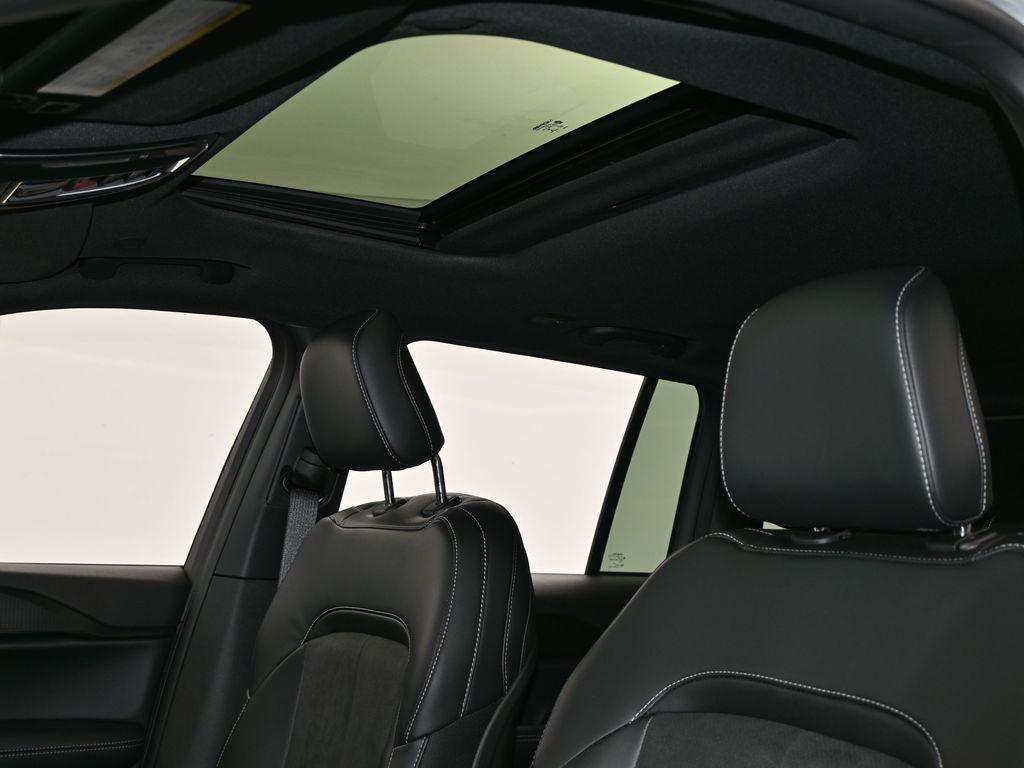 new 2025 Jeep Grand Cherokee car