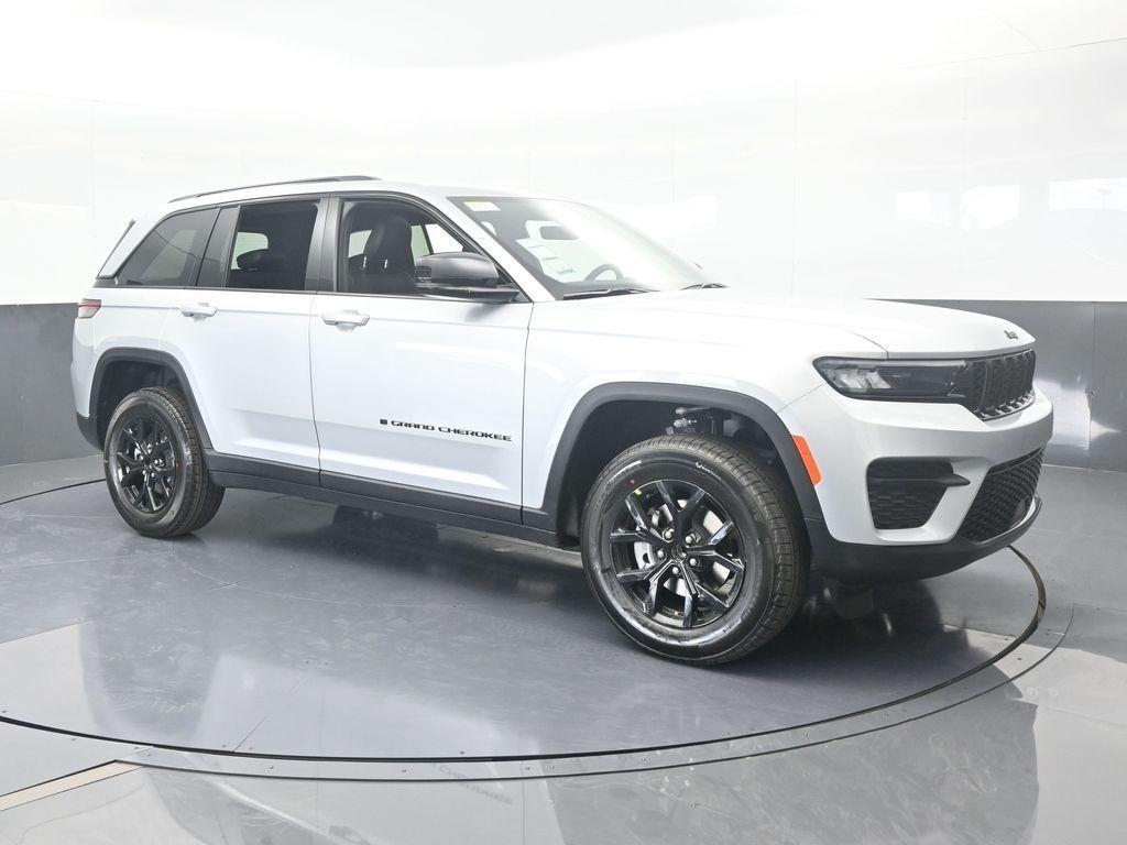 new 2025 Jeep Grand Cherokee car