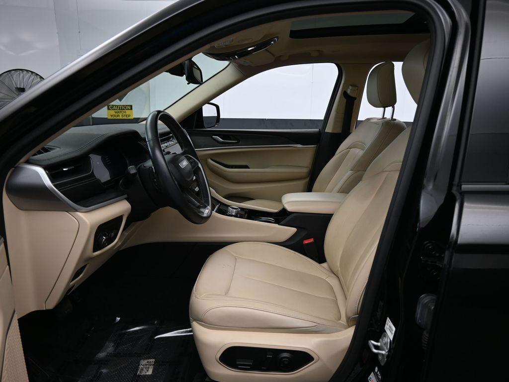 used 2021 Jeep Grand Cherokee L car, priced at $20,444