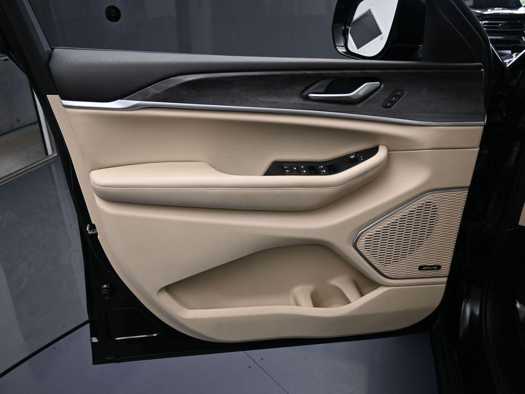 used 2021 Jeep Grand Cherokee L car, priced at $20,444