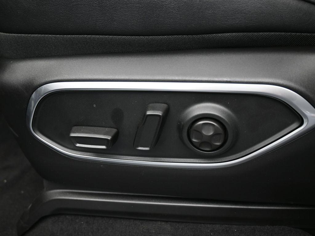 new 2026 Jeep Grand Wagoneer car, priced at $71,306