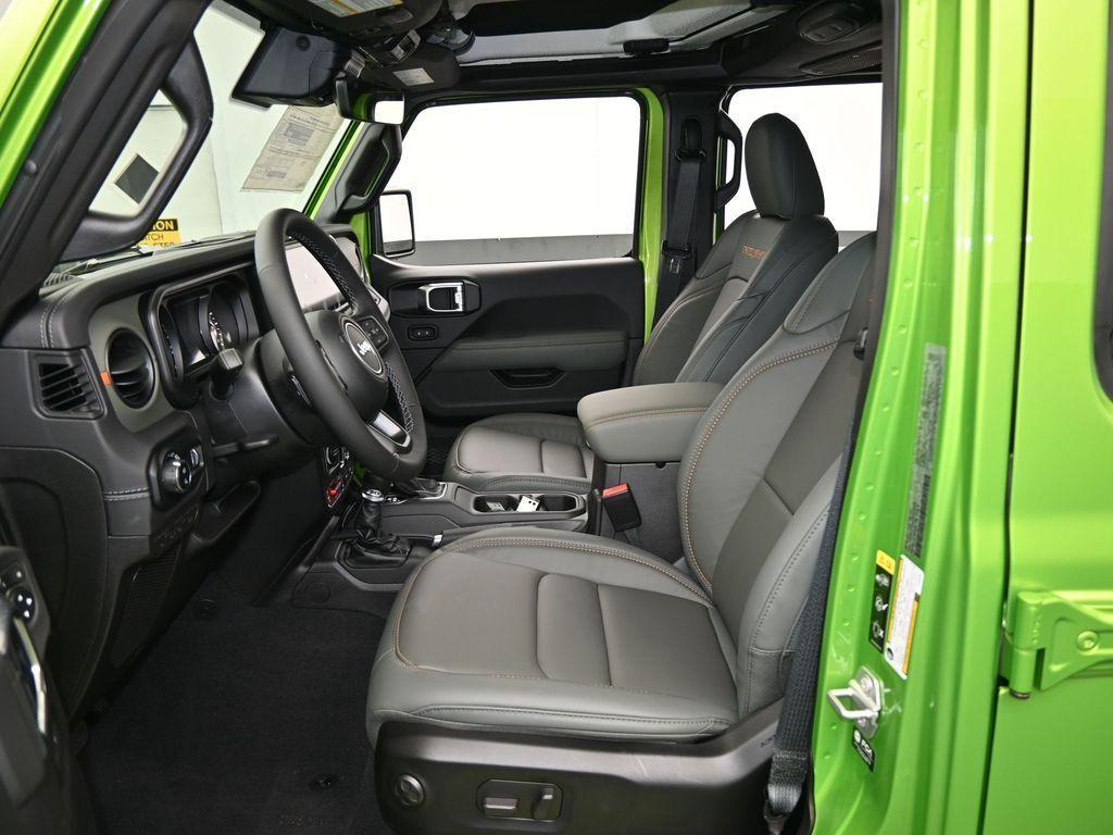 used 2025 Jeep Gladiator car, priced at $48,990