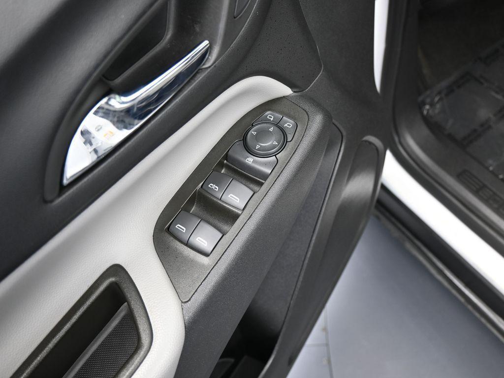 used 2023 Chevrolet Equinox car, priced at $17,424