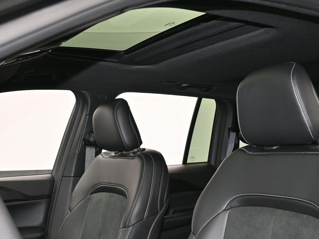 new 2025 Jeep Grand Cherokee car, priced at $47,330