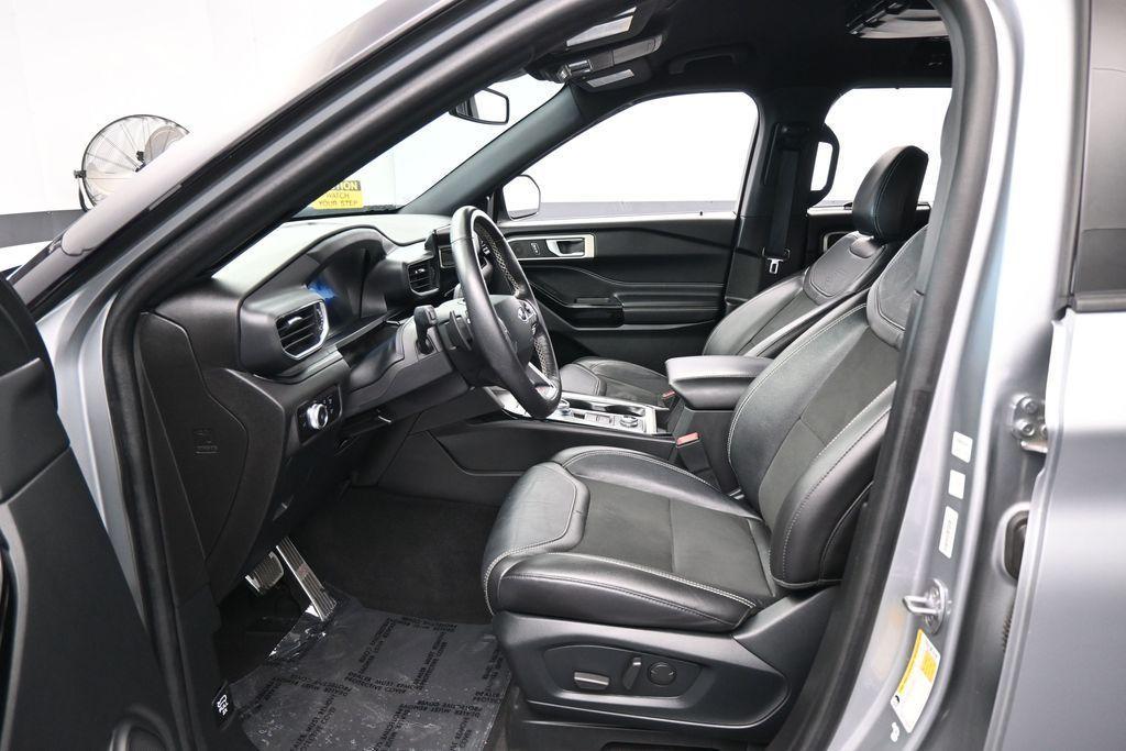 used 2023 Ford Explorer car, priced at $39,990