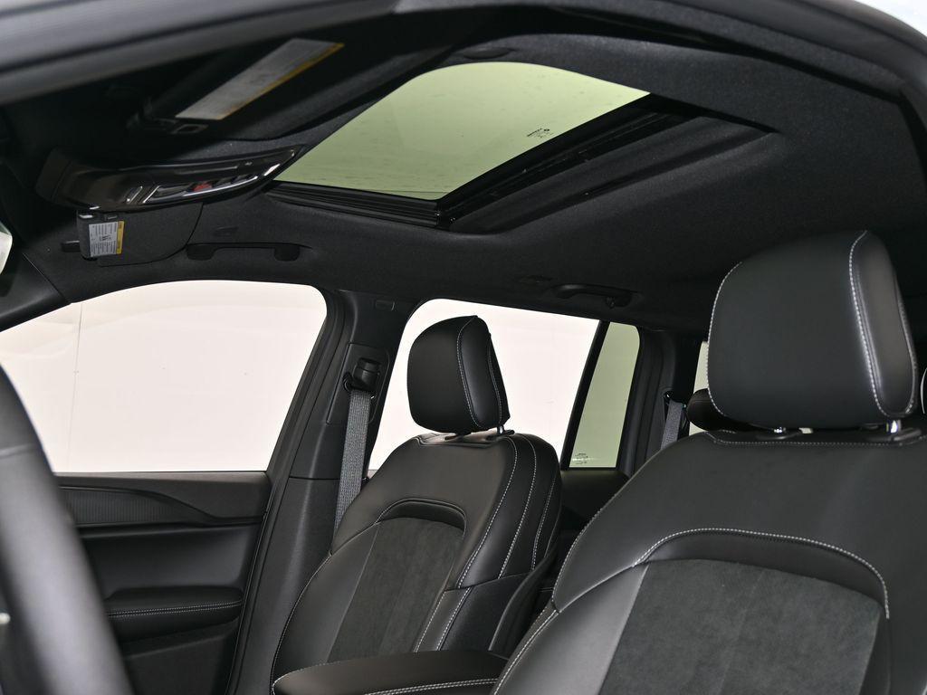 new 2025 Jeep Grand Cherokee car, priced at $44,735