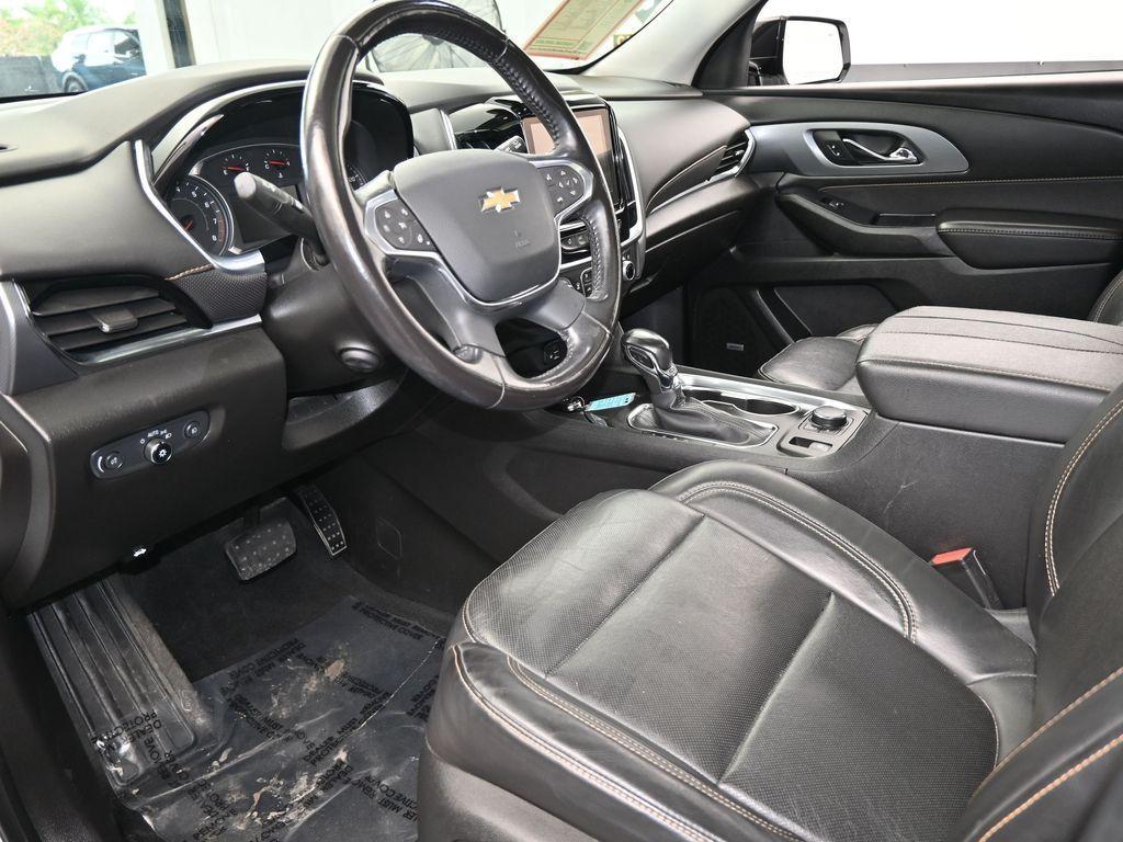 used 2021 Chevrolet Traverse car, priced at $23,777