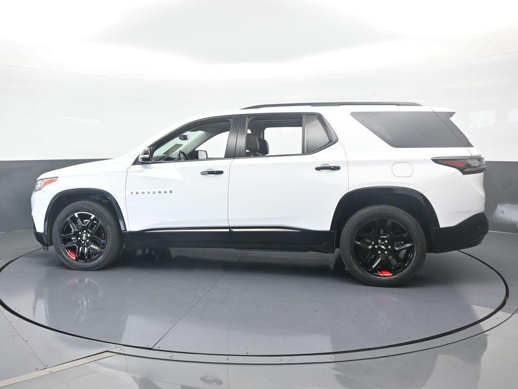 used 2021 Chevrolet Traverse car, priced at $23,777
