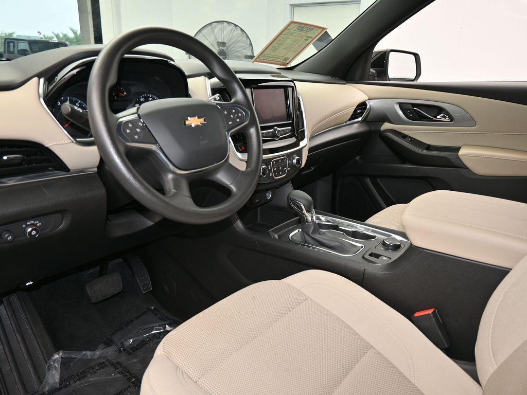 used 2022 Chevrolet Traverse car, priced at $20,441