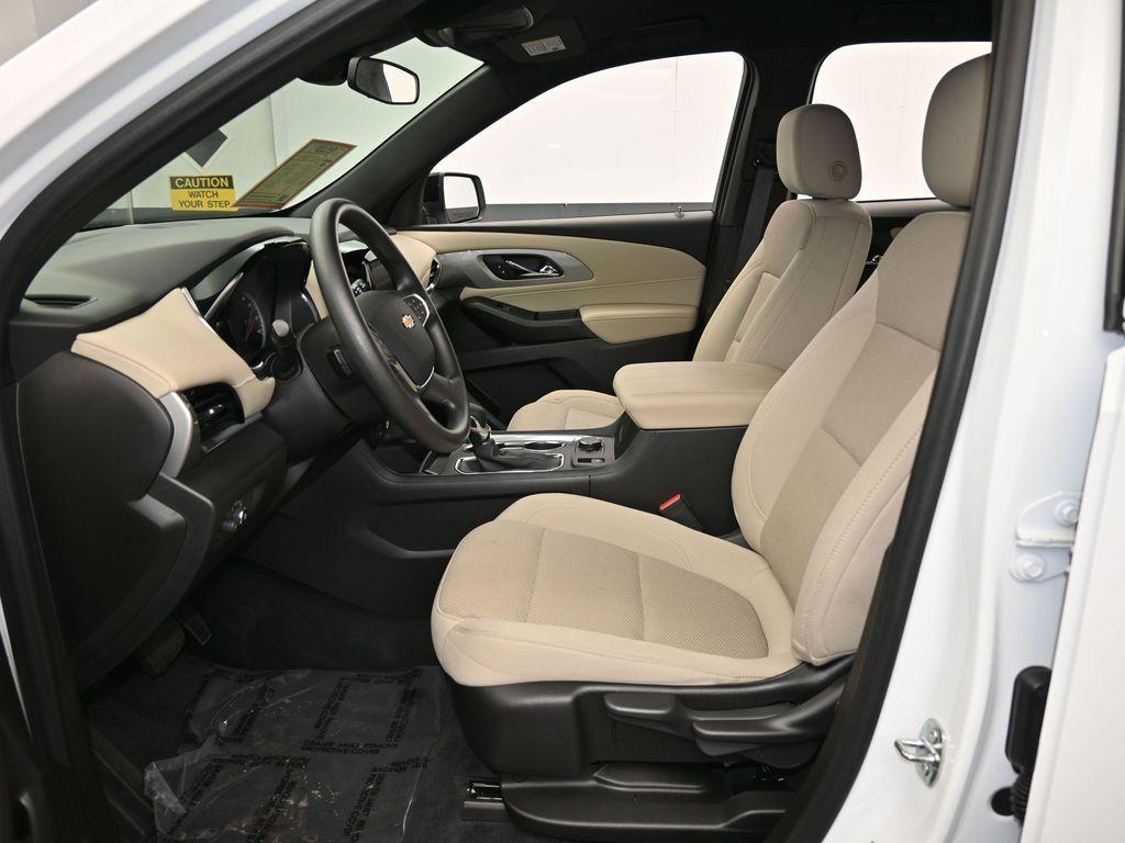 used 2022 Chevrolet Traverse car, priced at $20,441