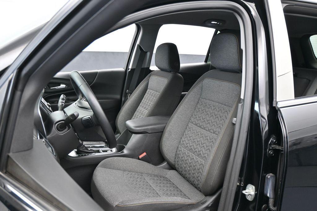 used 2023 Chevrolet Equinox car, priced at $19,991