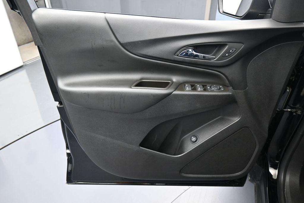 used 2023 Chevrolet Equinox car, priced at $19,991