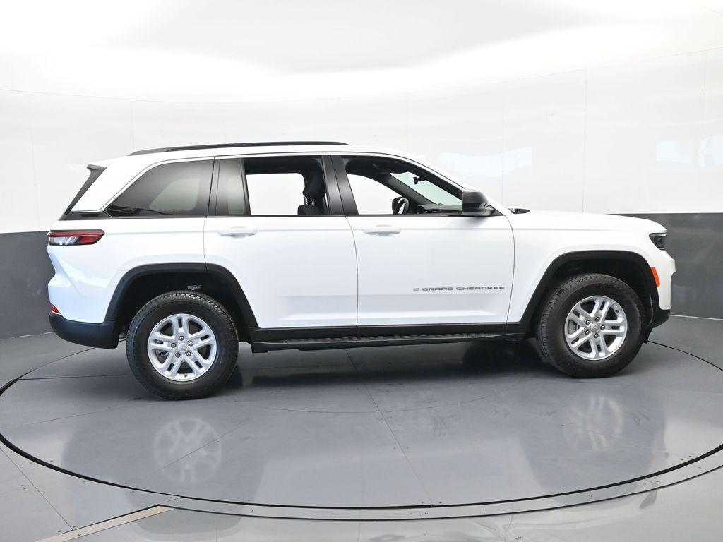 used 2025 Jeep Grand Cherokee car, priced at $30,997