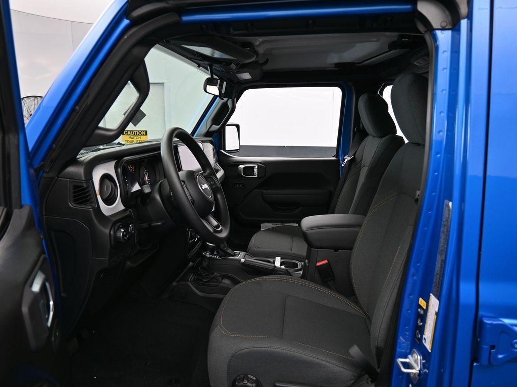 new 2026 Jeep Gladiator car, priced at $36,476