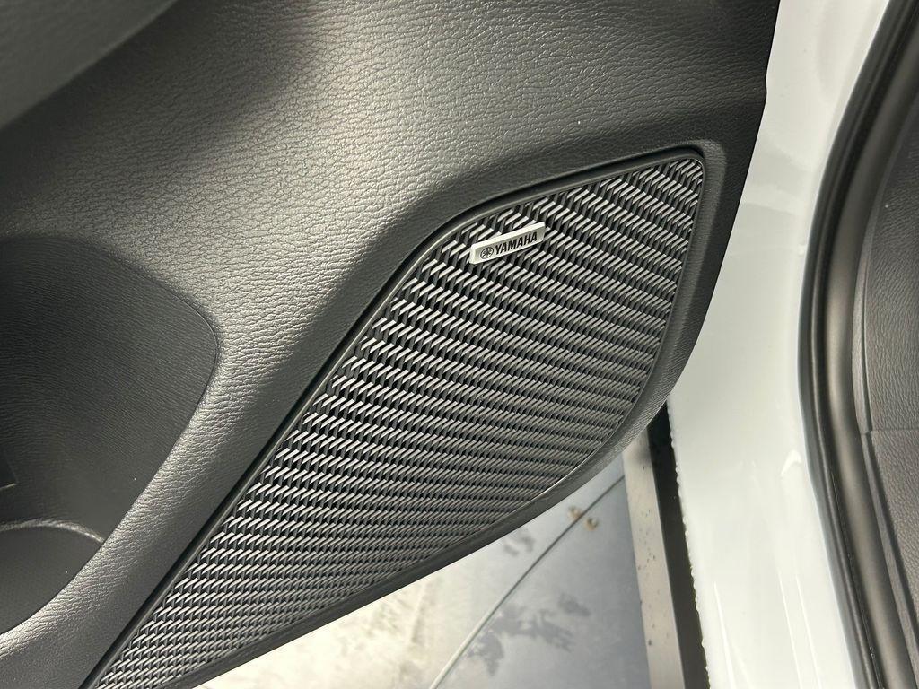 new 2026 Mitsubishi Outlander car, priced at $34,335