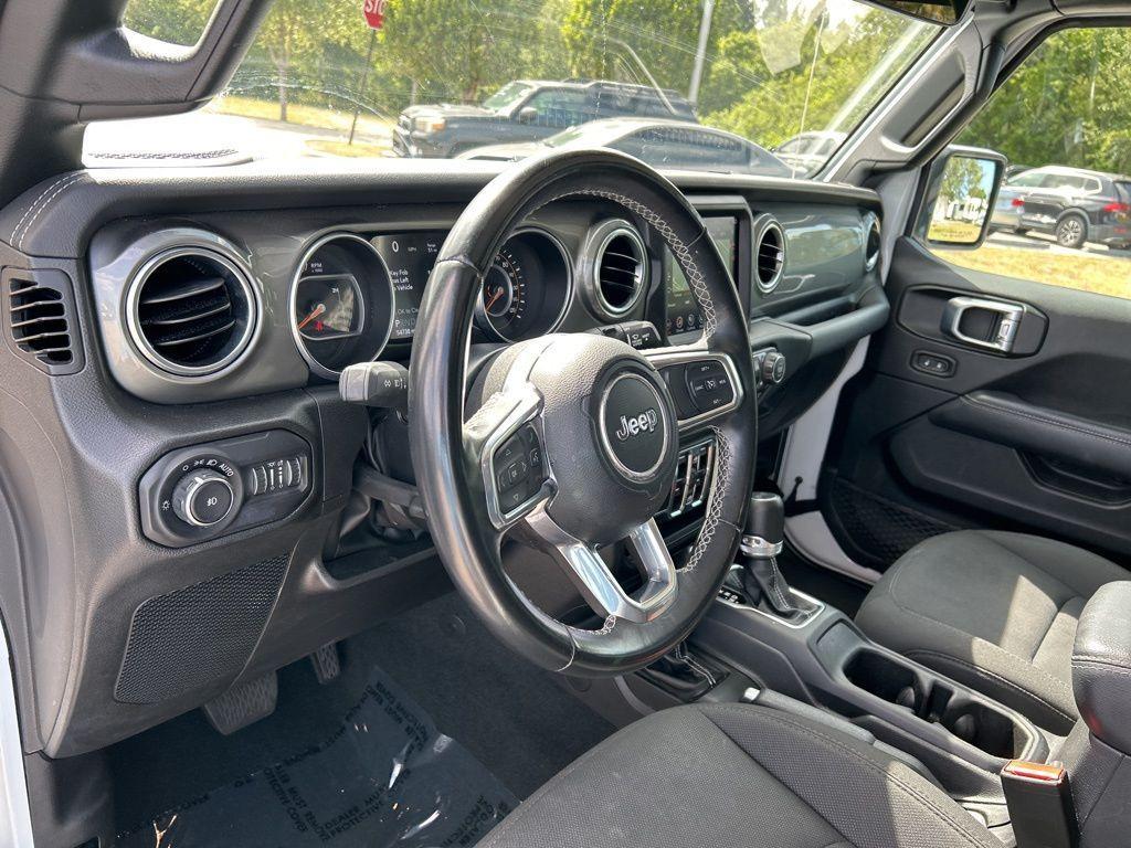 used 2022 Jeep Wrangler Unlimited car, priced at $27,995