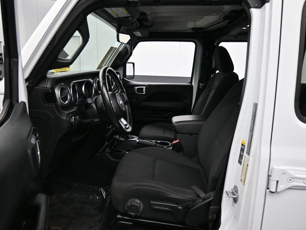 used 2022 Jeep Wrangler Unlimited car, priced at $27,887