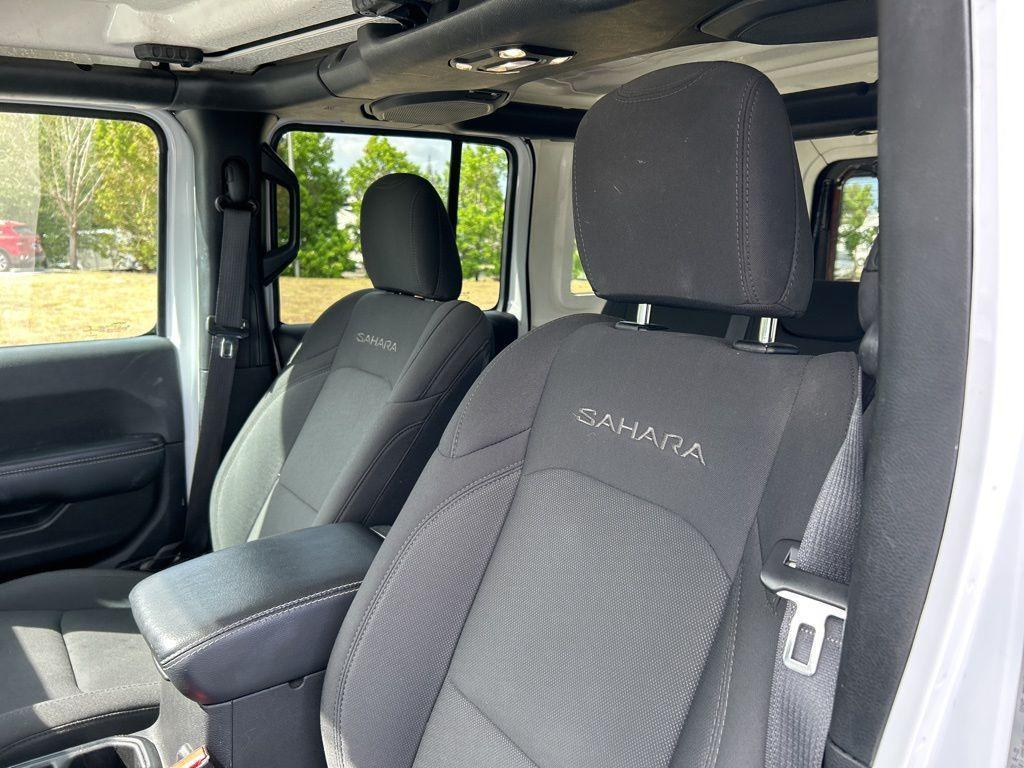 used 2022 Jeep Wrangler Unlimited car, priced at $27,995